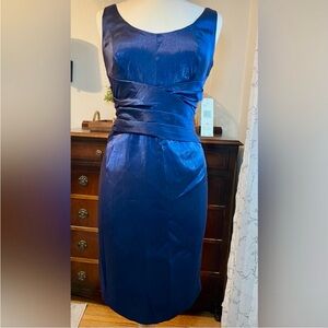 Gorgeous Jones New York Midnight Blue Shimmery Cocktail Dress
